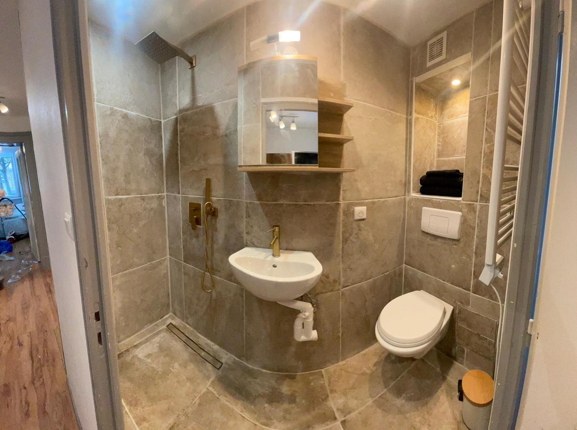 Strasbourg Petit Cocon Emplacement Ideal Centre Ville, Place De Pierre Rdc 25M2 ภายนอก รูปภาพ